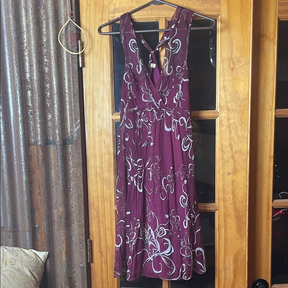 100% SILK Max Studio’s Elegant Purple Sleeveless Dress, Size M